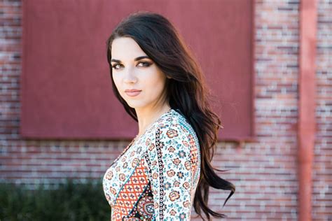 Free Beautiful Stepsister Porn Videos .
